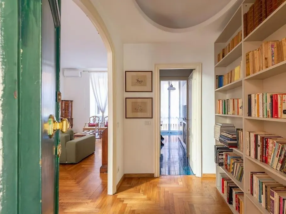 Giulia Luxury Two Bedroom Apartment Rome Italy