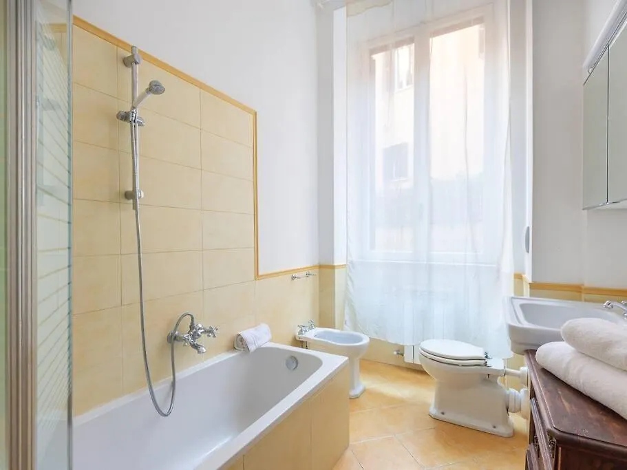 Giulia Luxury Two Bedroom Apartment Rome Italy