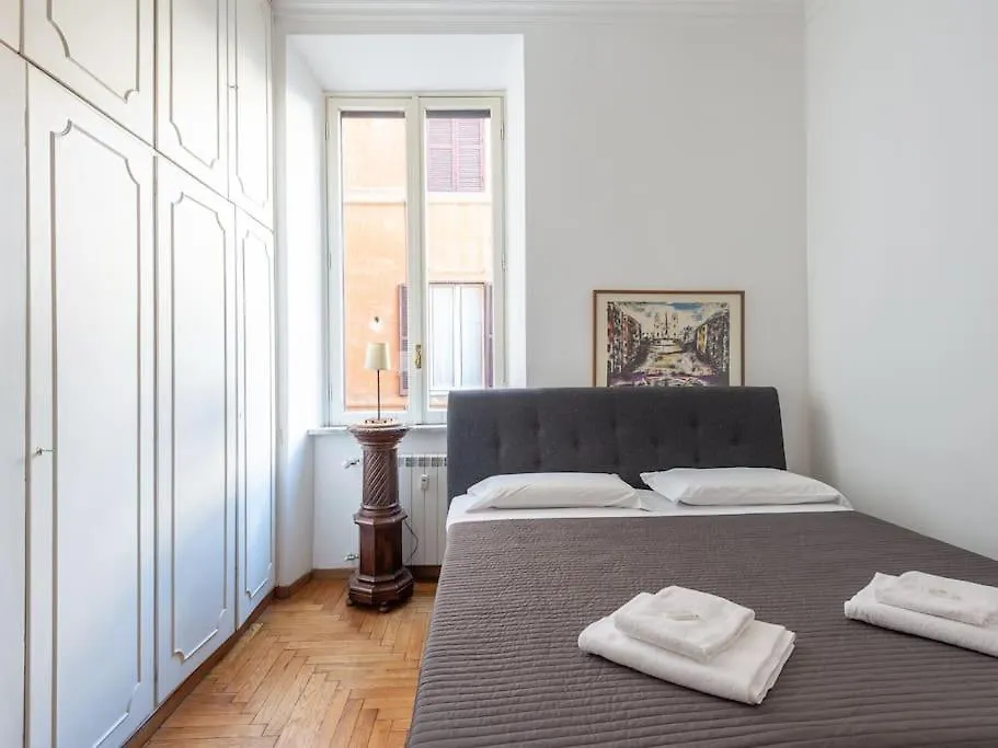 Giulia Luxury Two Bedroom Apartment Rome Italy